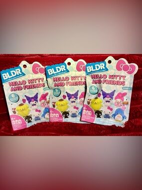 Hello Kitty and Friends Blind Bag Surprise - Pink & Blue